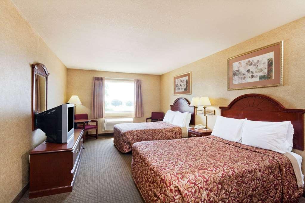 Days Inn & Suites By Wyndham Wynne Facilities photo